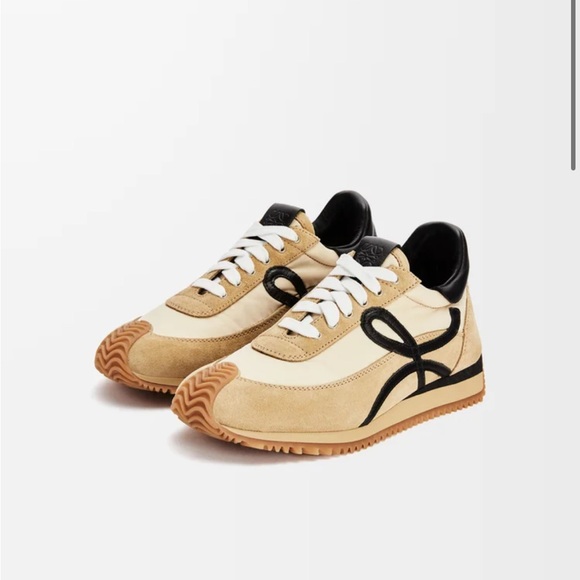 Loewe flow runner sneakers